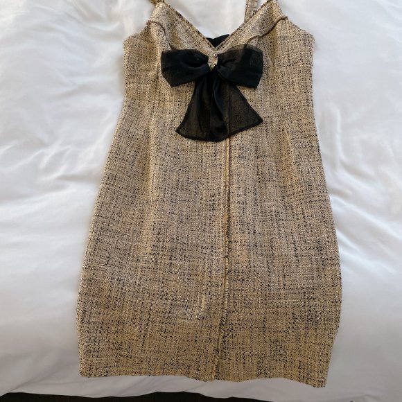 98% NEW SANDRO DRESS - Picture 4 of 11